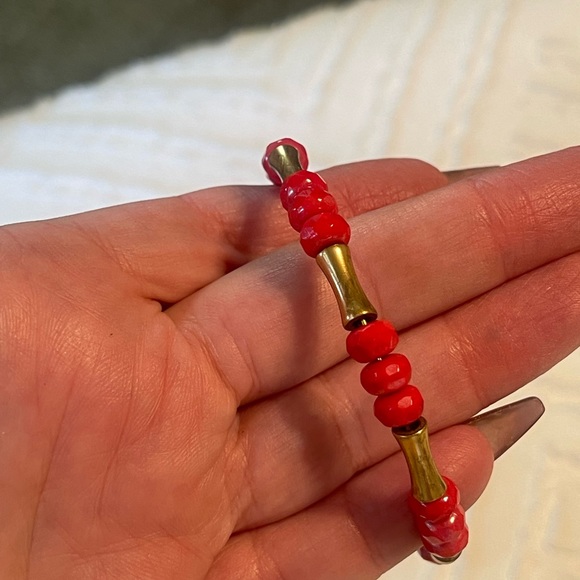 Alex and Ani coral and gold bracelet - Picture 3 of 3